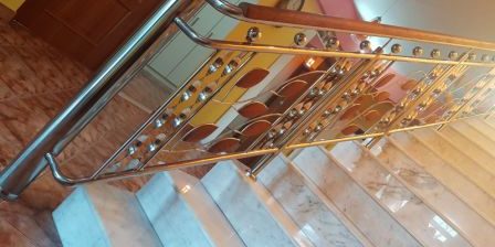 www.zone-inox.ro balustrada inox cu stalp inox